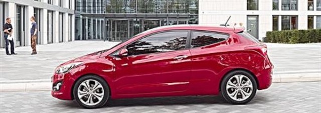 Hyundai presenta en París el i30 de tres puertas 