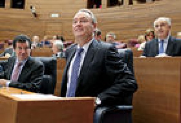 Fabra aprovechará la presión de Cataluña para exigir la reforma de la financiación autonómica