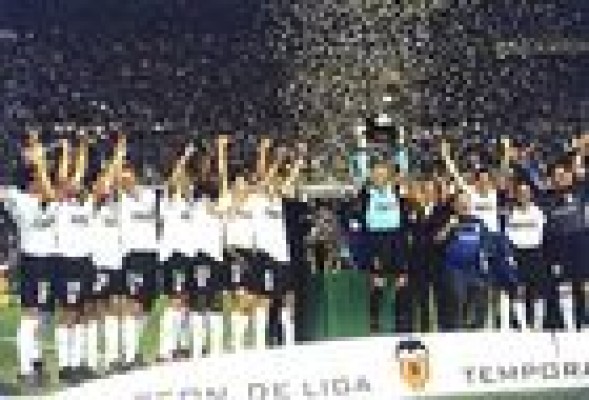 La entrada en concurso del Valencia CF sube enteros ante la falta de autonomía de Bankia