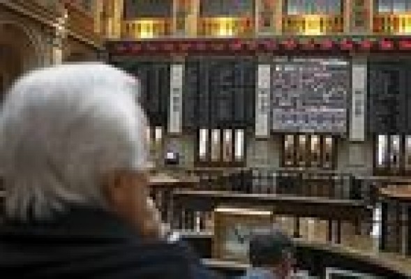 Leve inicio bajista en bolsa, con la prima en 420 puntos