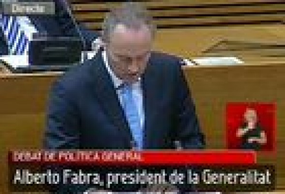 Alberto Fabra propone reducir de 99 a 79 el número de diputados y recortar a la mitad los organismos estaturarios
