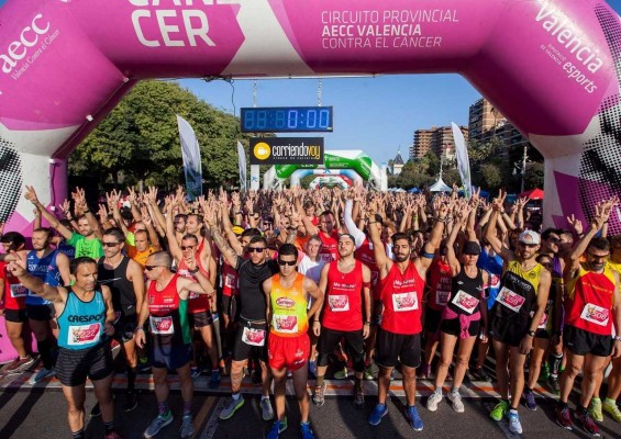 Valencia se vuelca por tercer año consecutivo a favor de la lucha contra el cáncer