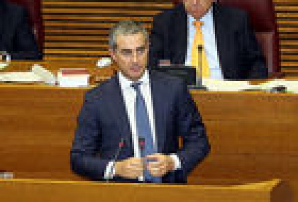 Les Corts aprueba exigir al Gobierno un nuevo modelo de financiación basado en el criterio de población