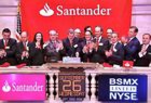 Las acciones de Santander México suben un 6% en su primer día en Wall Street