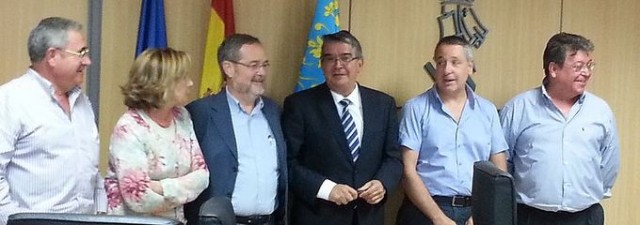 Vela recupera a los sindicatos
