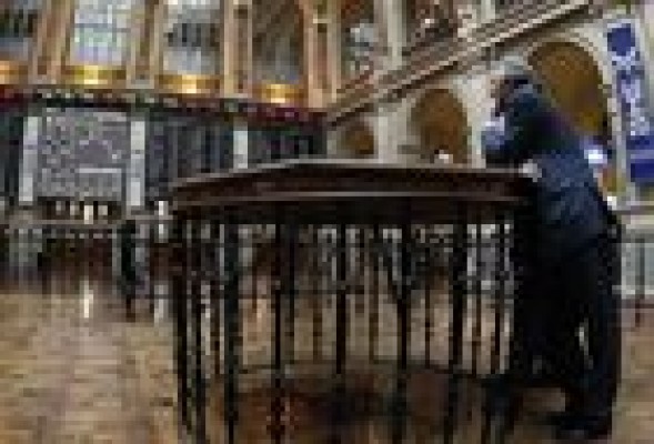 El batacazo del Popular frena la subida del Ibex a media sesión