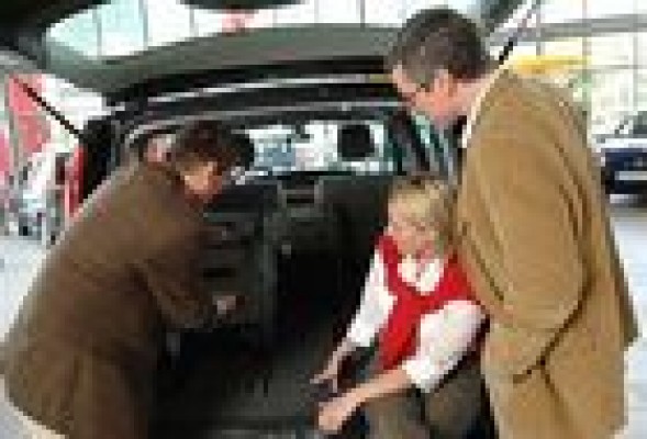 Las ventas de coches se hundieron un 36,8% en septiembre