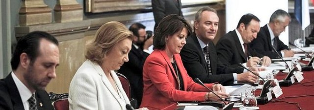 Rajoy recaba el apoyo de todos los presidentes autonómicos para reducir el déficit