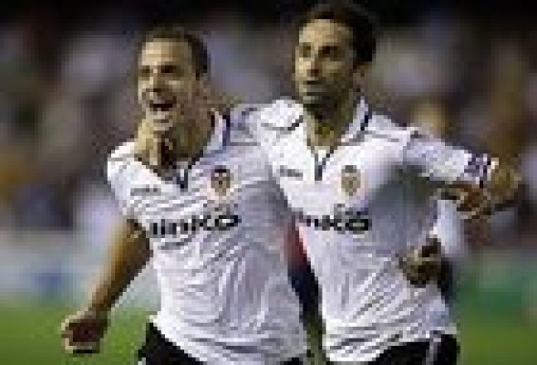 El Valencia de Pellegrino sigue ganando con dudas 