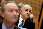 11 ceses por imputaciones bajo el mando de Alberto Fabra