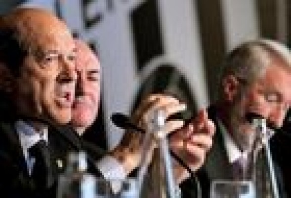 El Valencia CF reducirá capital en 50 millones para enjugar pérdidas y pagar dividendos