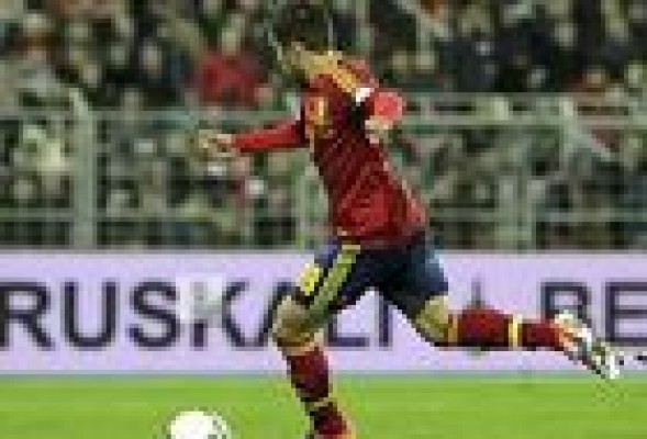 España golea a Bielorrusia