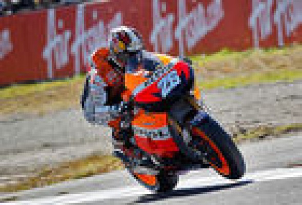 Pedrosa gana y se pone a 28 puntos de Lorenzo