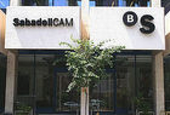SabadellCAM lanza un 'megadepósito' al 6% para recuperar a los antiguos clientes de la caja