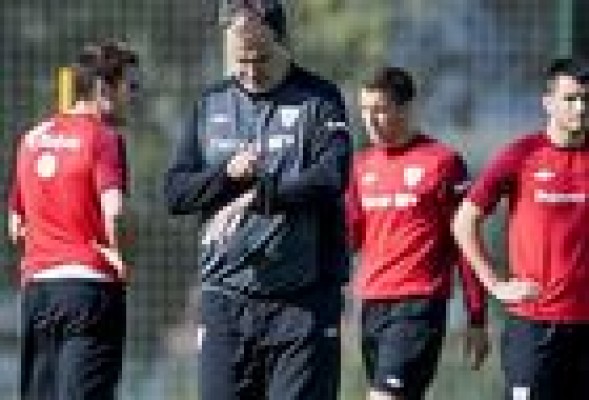 Marcelo Bielsa contagia su locura a la manada de leones 