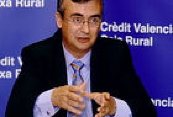 La fusión Ruralcaja-Cajamar se cobra la primera víctima: Rafael Carrau deja su cargo