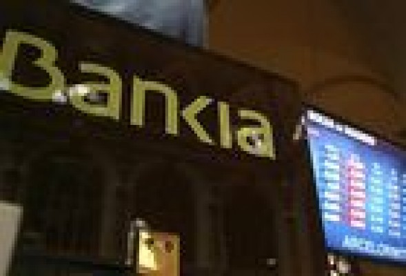 La bajada de la prima de riesgo cotiza al alza sobre las acciones de Bankia