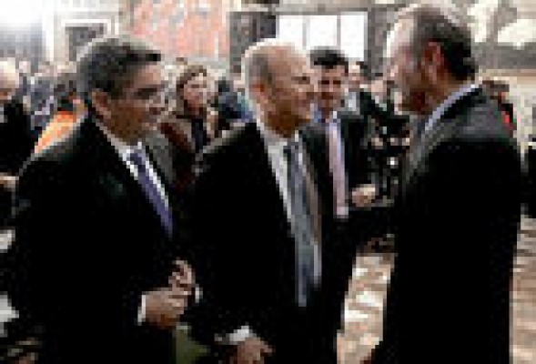 El inmovilismo de Alberto Fabra agrieta la bicefalia económica del Consell