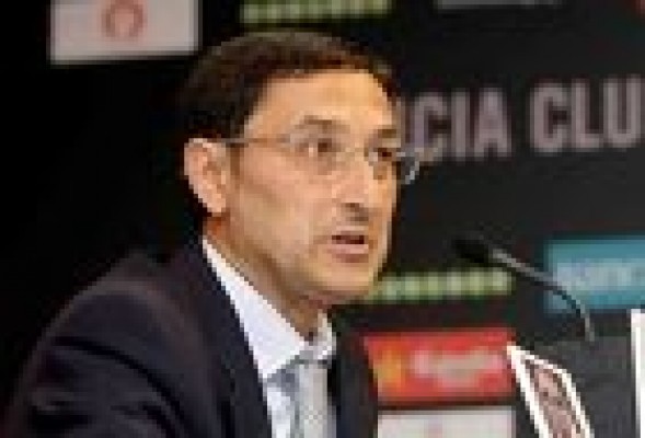 La plantilla del Valencia desconfía del doctor Candel 