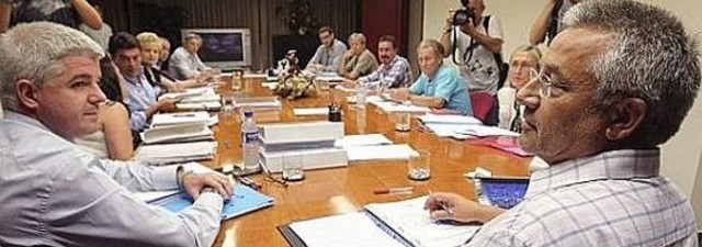 La Generalitat constituye la nueva RTVV fusionando dos de las empresas que ya existen