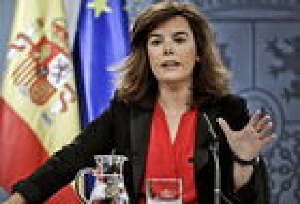 El Gobierno ultima un acuerdo con sindicatos y la Iglesia para reducir los 'puentes' en 2014