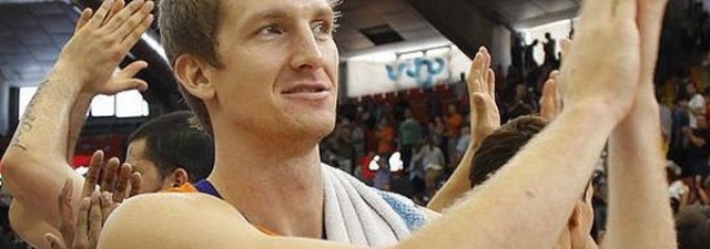Estreno triunfal en la Eurocup de Valencia Basket 
