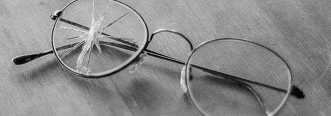 <em>Cómo leer 100 libros en un año</em>