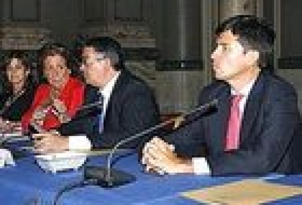 El Consorcio Valencia 2007 prevé asumir la gestión de la dársena a lo largo de 2013