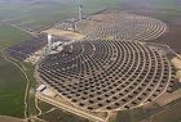 Abengoa gana un 44% menos, pese a elevar sus ventas un 17% más