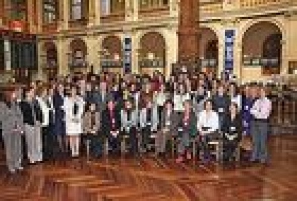 Mujeres al poder: cuota femenina del 40% en consejos de cotizadas