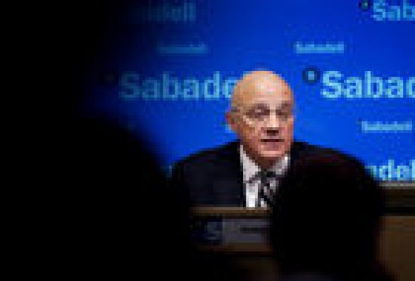 Banco Sabadell sigue creciendo a golpe de compra: se queda con el negocio de Caixa Penedès