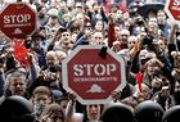 <strong>HIPOTECAS</strong><br />El Gobierno crea un fondo de viviendas en alquiler para desahuciados