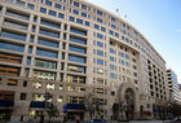Telefónica se alía con el Banco Interamericano de Desarrollo