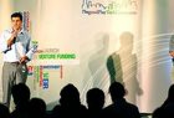 Plug and Play: Cómo ganar 200.000 euros para sacar adelante una 'startup' en Valencia