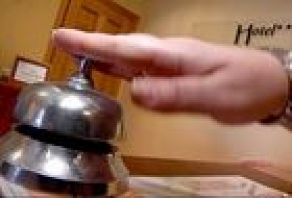 <strong>EMPRESARIOS </strong><br />Los hoteleros advierten de que 2012 