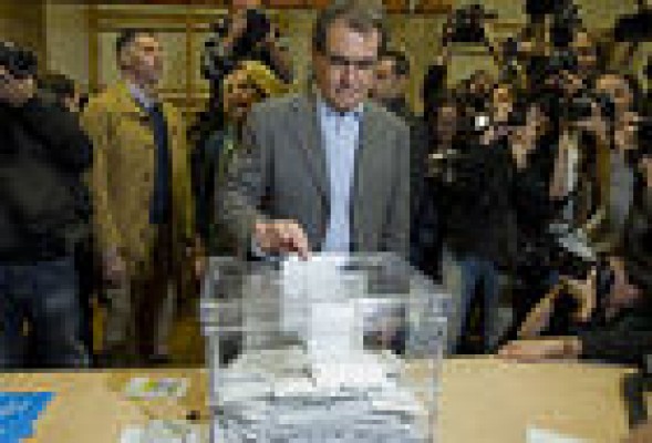 Artur Mas tendrá que pactar para formar Govern tras el rechazo de las urnas a su plan