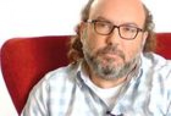 Toni Segarra, 'el mejor creativo español del siglo', se apunta a La Lluna