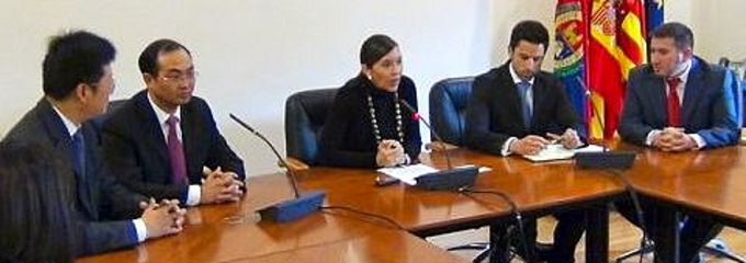 La empresa china Hareon Solar invertirá 100 millones de euros en un parque solar en Elche