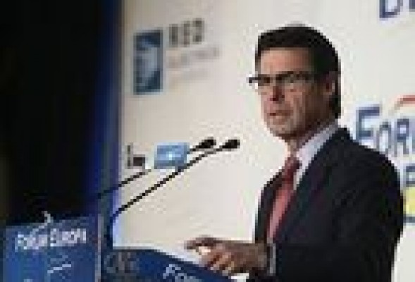 La relajación de los mercados lleva al fondo de la deuda eléctrica a colocar 1.750 millones de euros