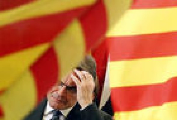 La independencia de Cataluña <br />y los tigres de papel
