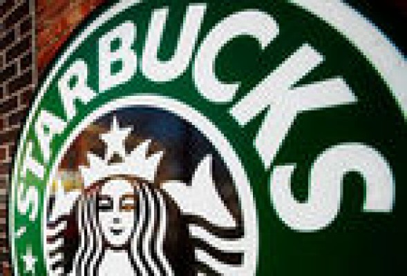 Starbucks estudiará el pago de impuestos en Reino Unido