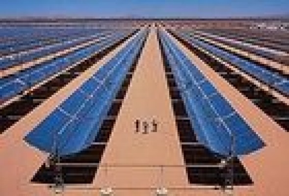 Abengoa e Itochu estrenan la que será mayor planta solar de España