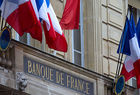 A Francia le quitan de las manos sus nuevos bonos al... ¡1%!