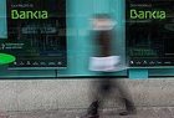 Bankia propone una rebaja de 1.000 despidos en su ajuste de plantilla, hasta 5.000 empleados