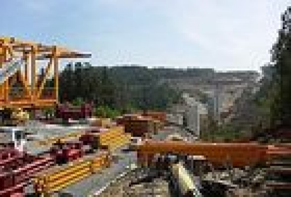 Las 'trampas' del plan de proveedores mantienen a las constructoras con impagos desde 2008