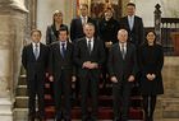 Listado de ceses y nombramientos del segundo escalón del Consell