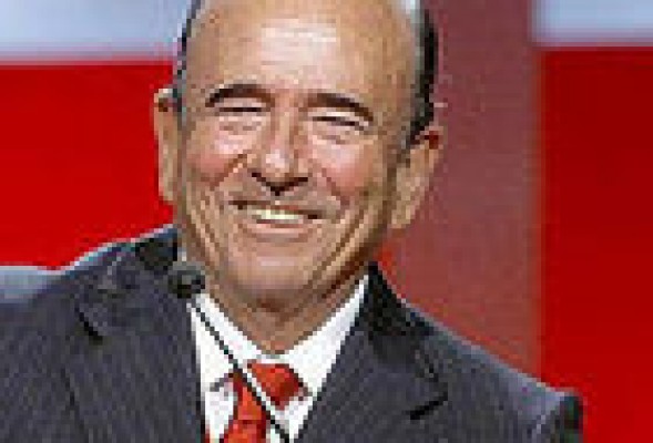 Golpe de mano de Botín, que deja en el aire a 844 empleados de Banesto en la Comunitat