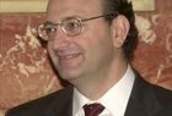 <strong>SUBVENCIONES</strong><br />El Tribunal de Cuentas insta al Gobierno a recortar 900.000 euros a sindicatos y patronal