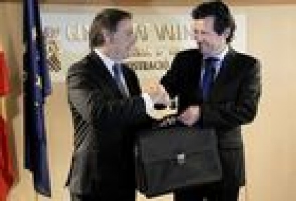 El Consell licita por 14,9 millones la contratación centralizada de servicios postales, burofax y mensajería