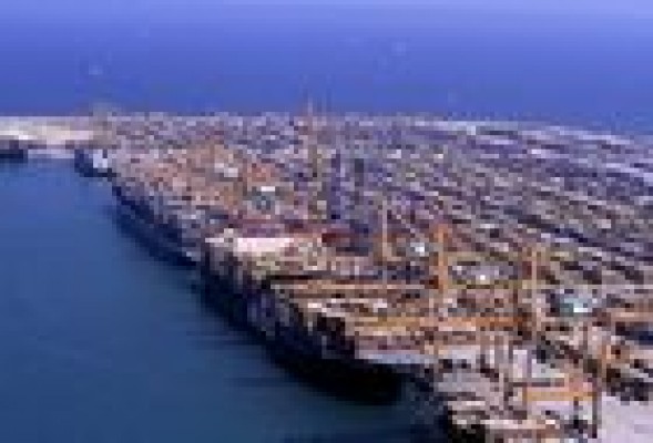 El Puerto de Valencia cierra el 2012 con una cifra récord en contenedores